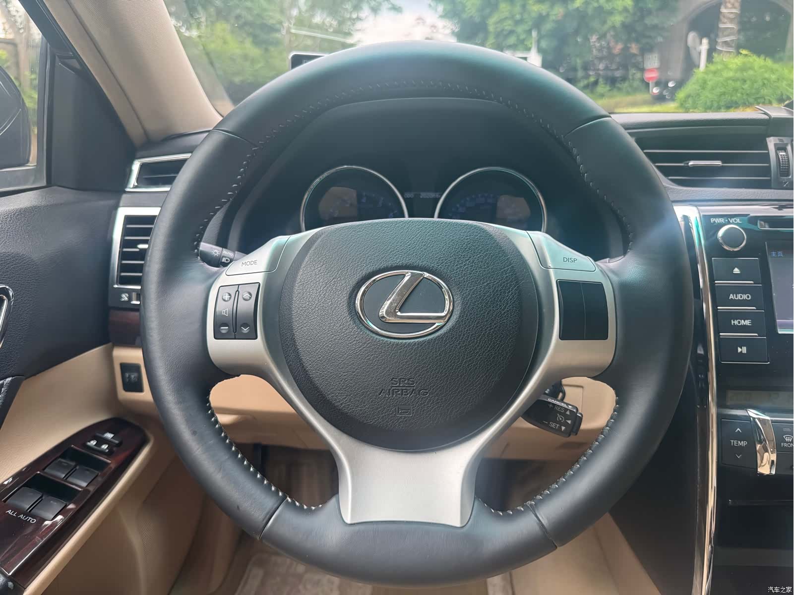 Toyota 2.5V, 2012 13