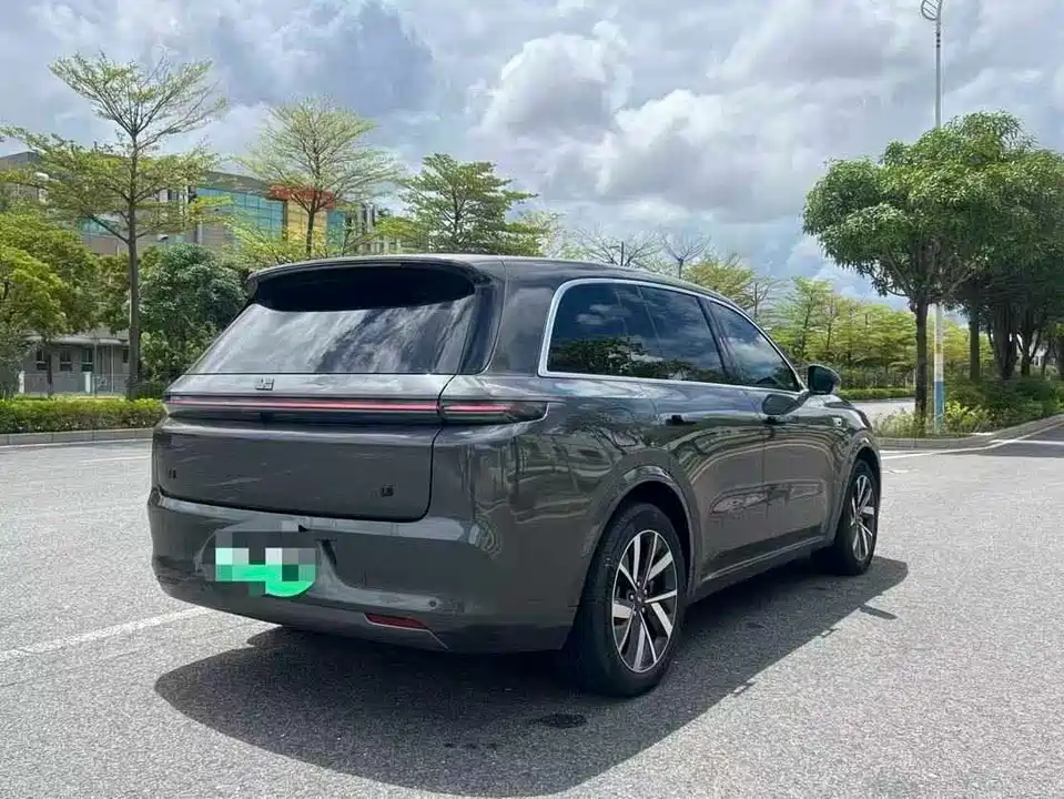 Li Auto Ideal L8