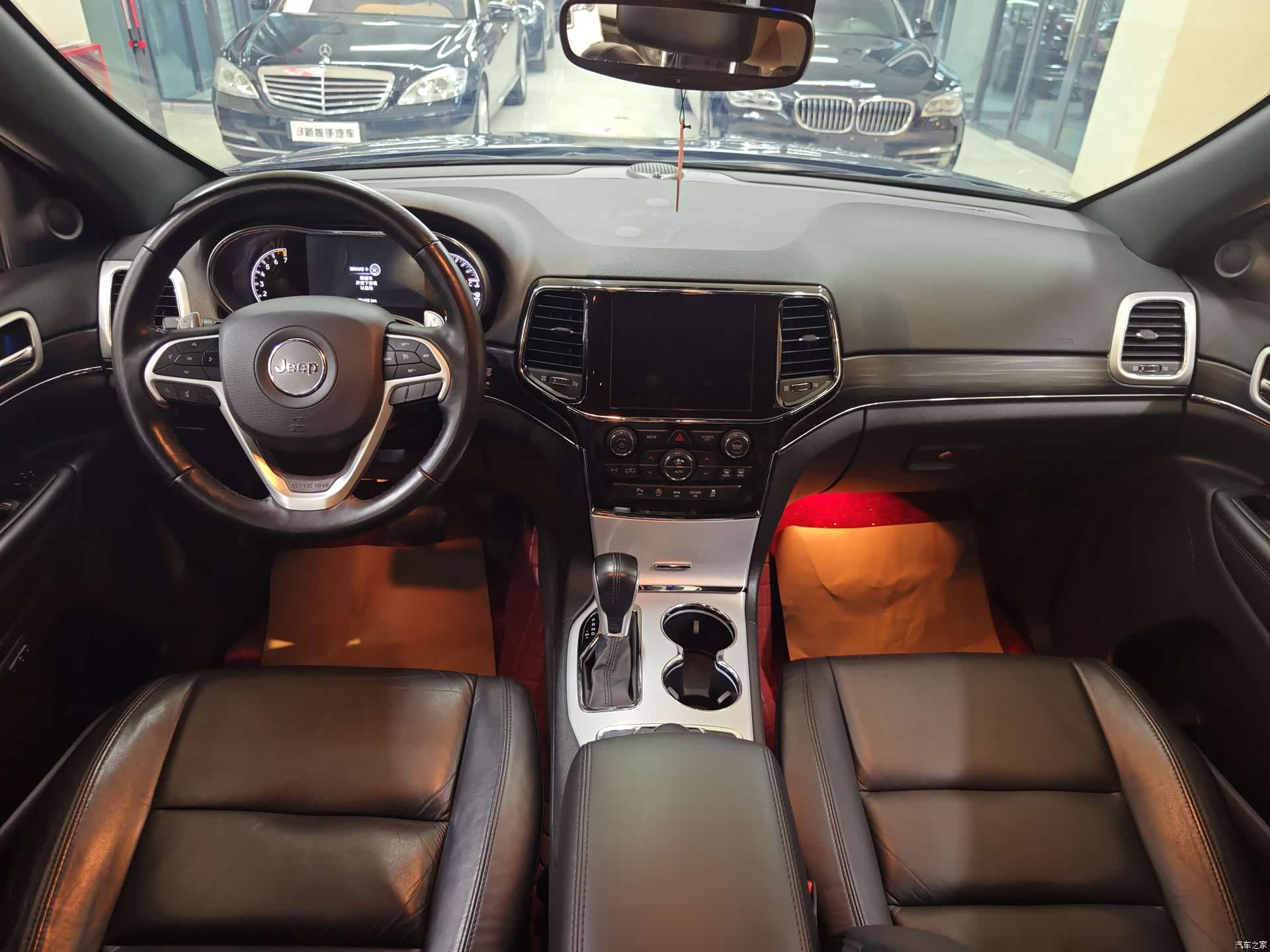 Jeep Grand Cherokee, 2021 14
