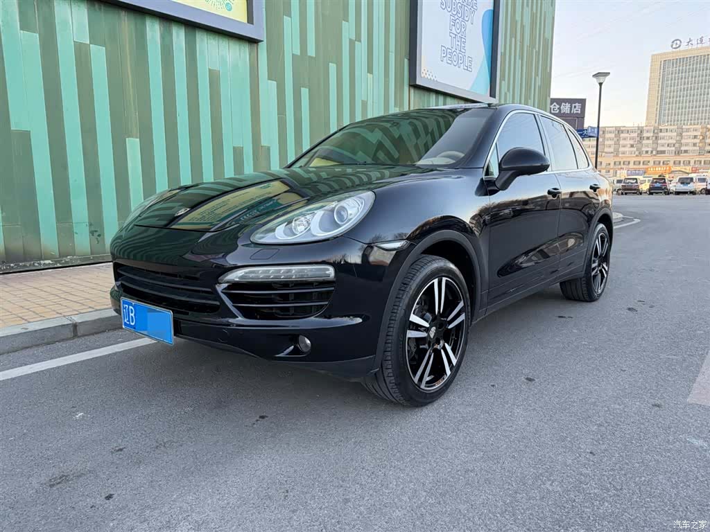 Porsche Cayenne, 2011 1