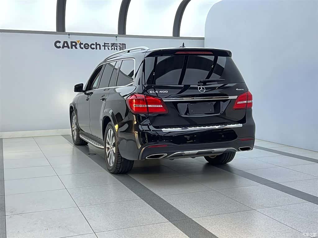 Mercedes-Benz GLS, 2018 11