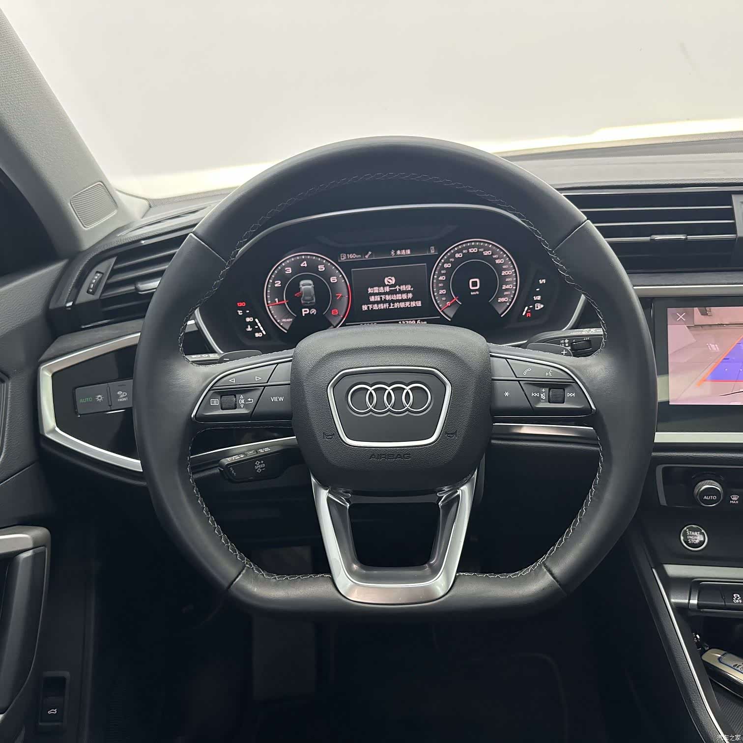 Audi Q3, 2022 12