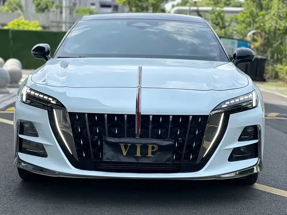 Hongqi H6