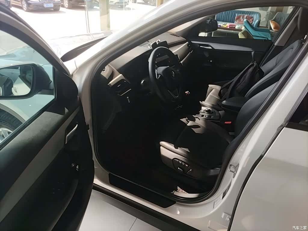 BMW X1, 2019 16