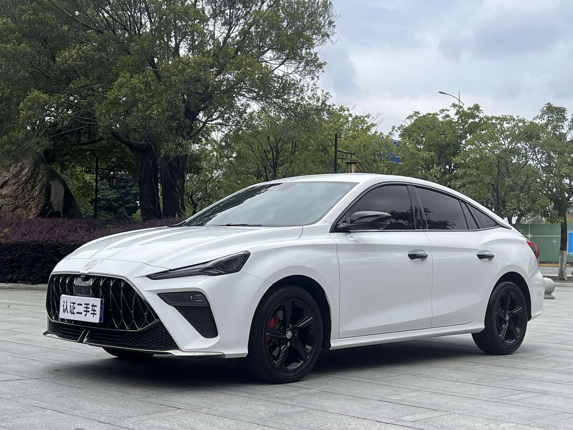 MG MG5, 2023 1