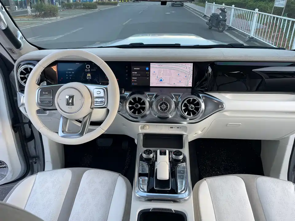 CrossBoundary Co-creation tank 300