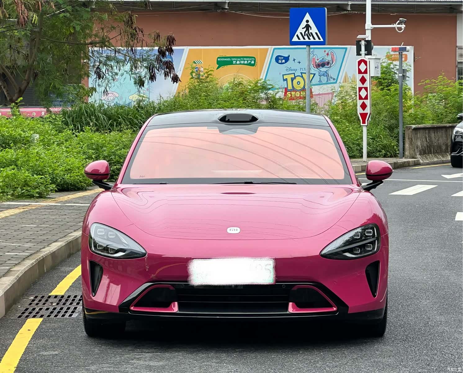 Xiaomi SU7, 2025 2