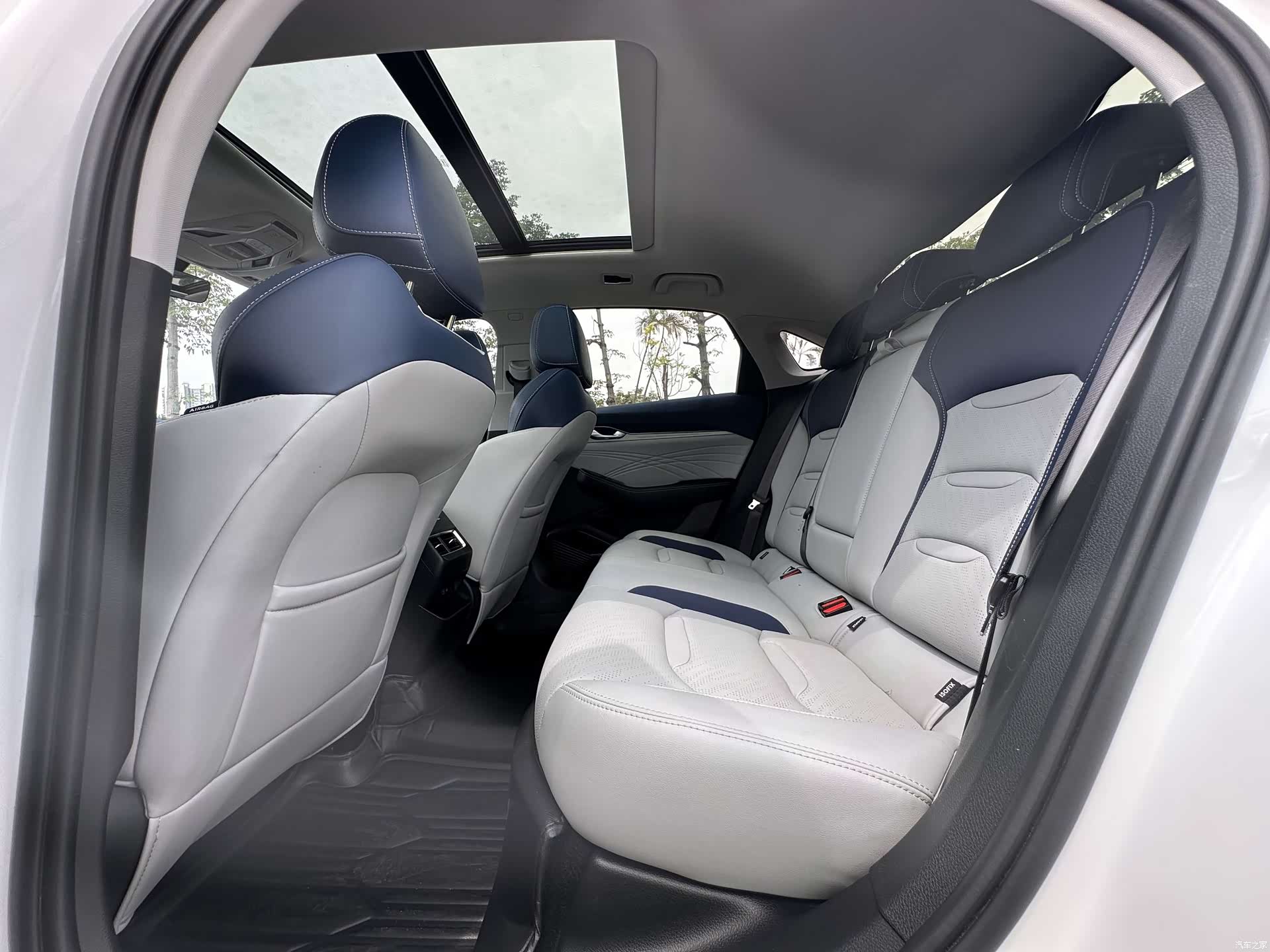 Geely Preface, 2022 11