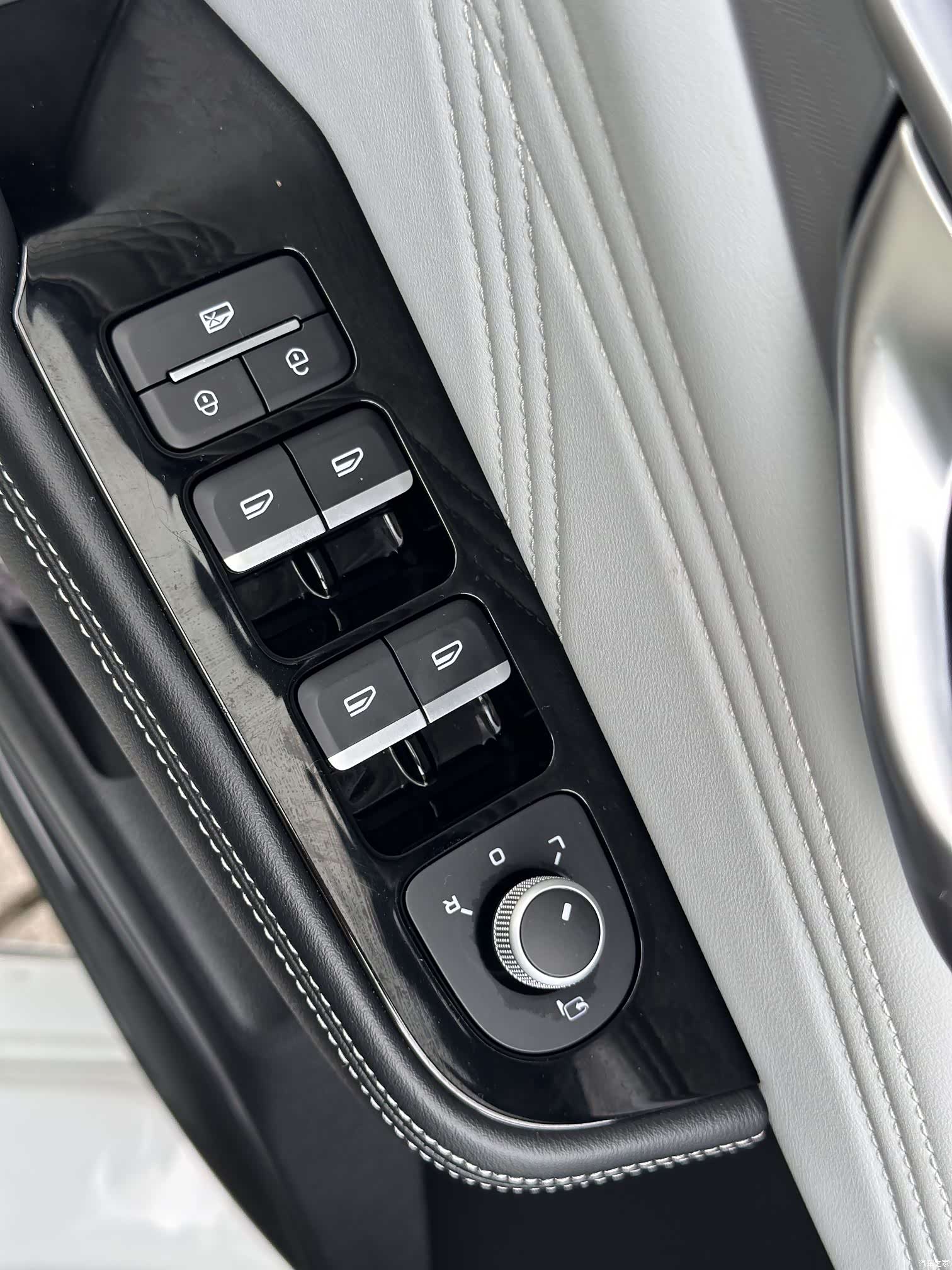 Geely Preface, 2022 14