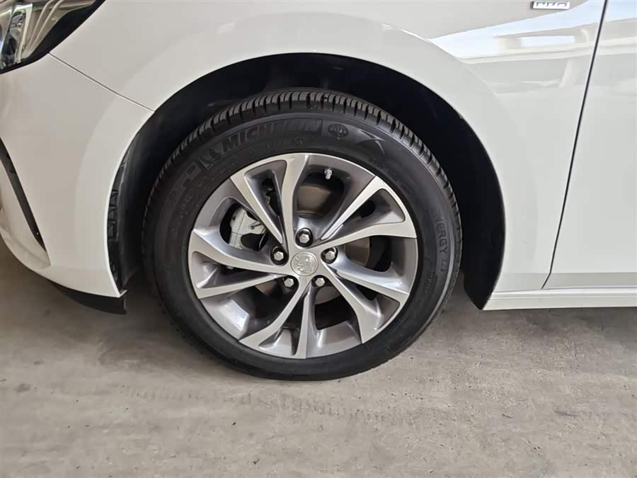 Buick Velar 2022, фото 23