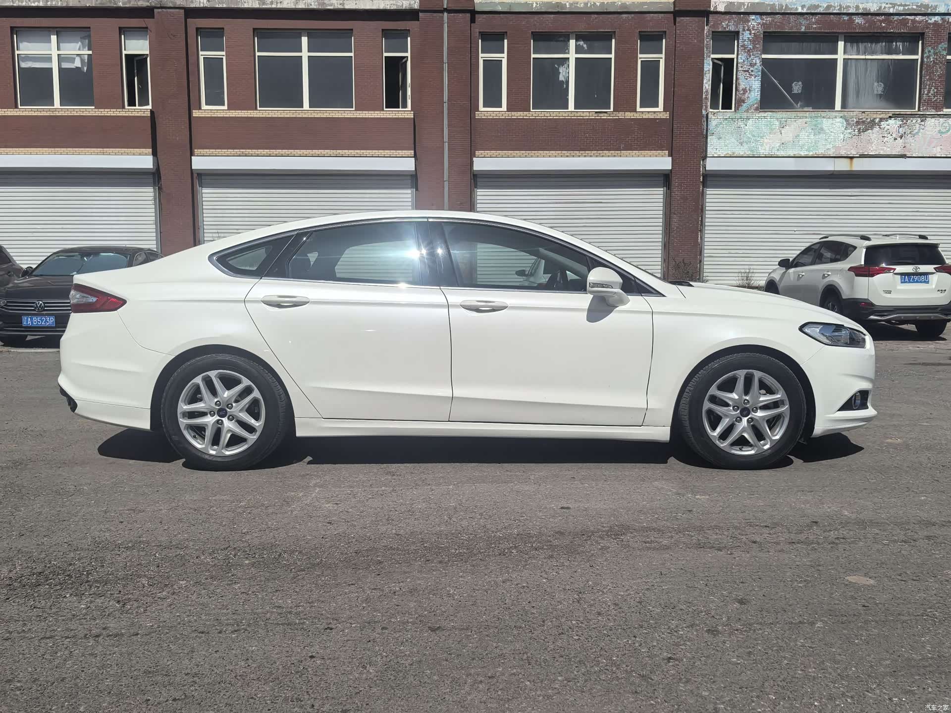 Ford Mondeo, 2015 4