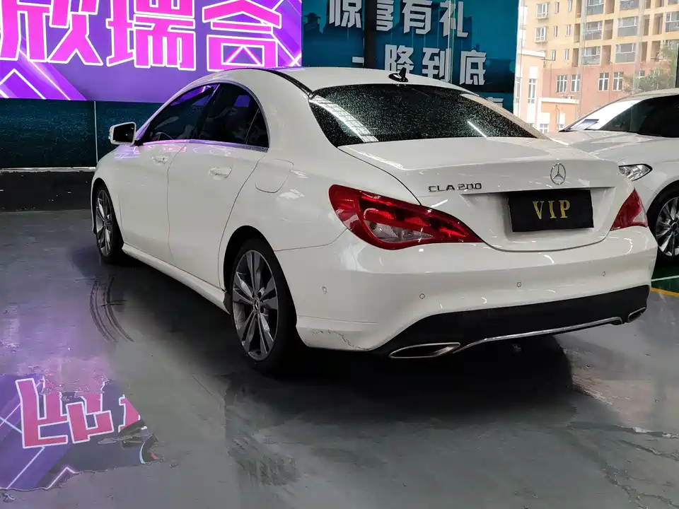 Mercedes-Benz CLA