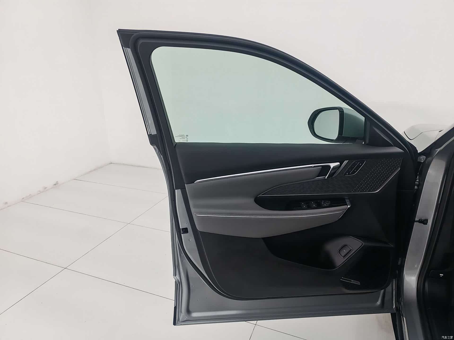 Buick E5, 2025 10