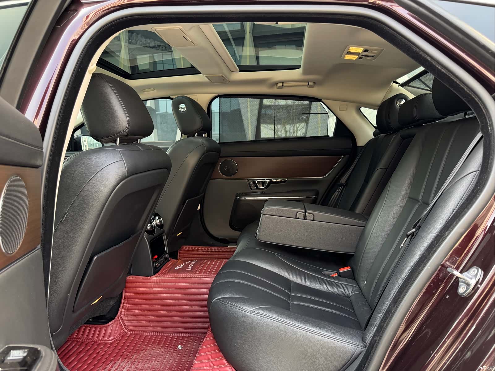 Jaguar XJ, 2018 14
