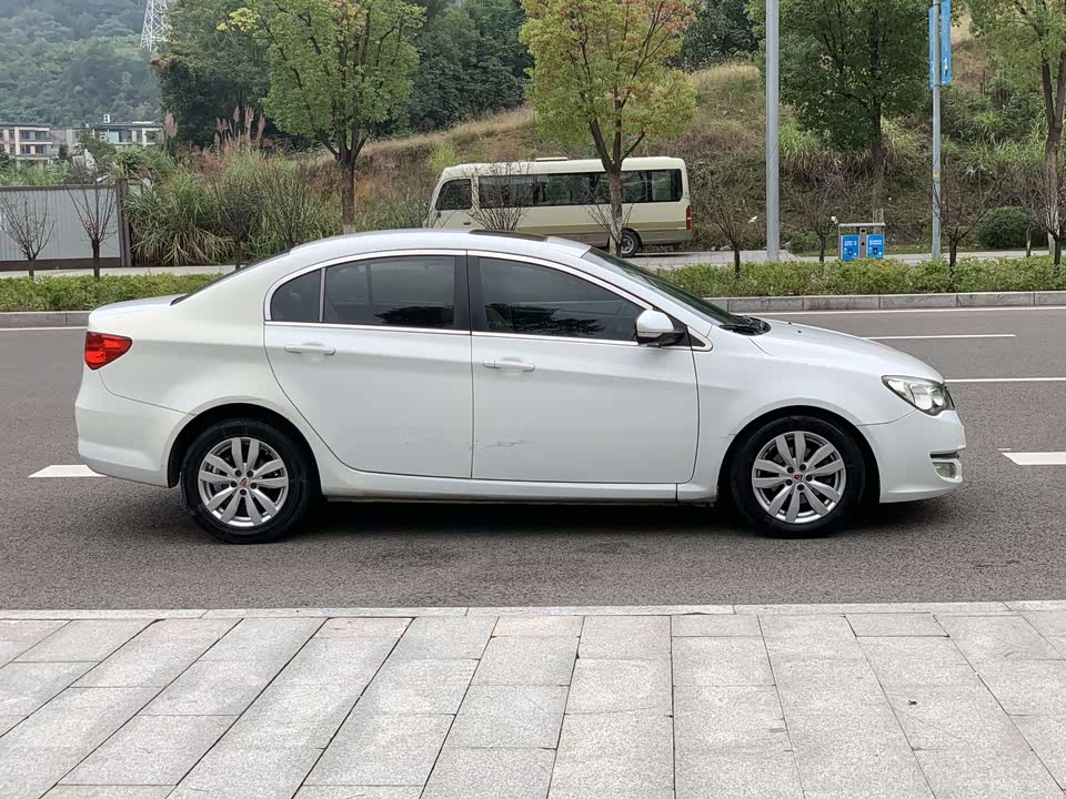 Roewe 350