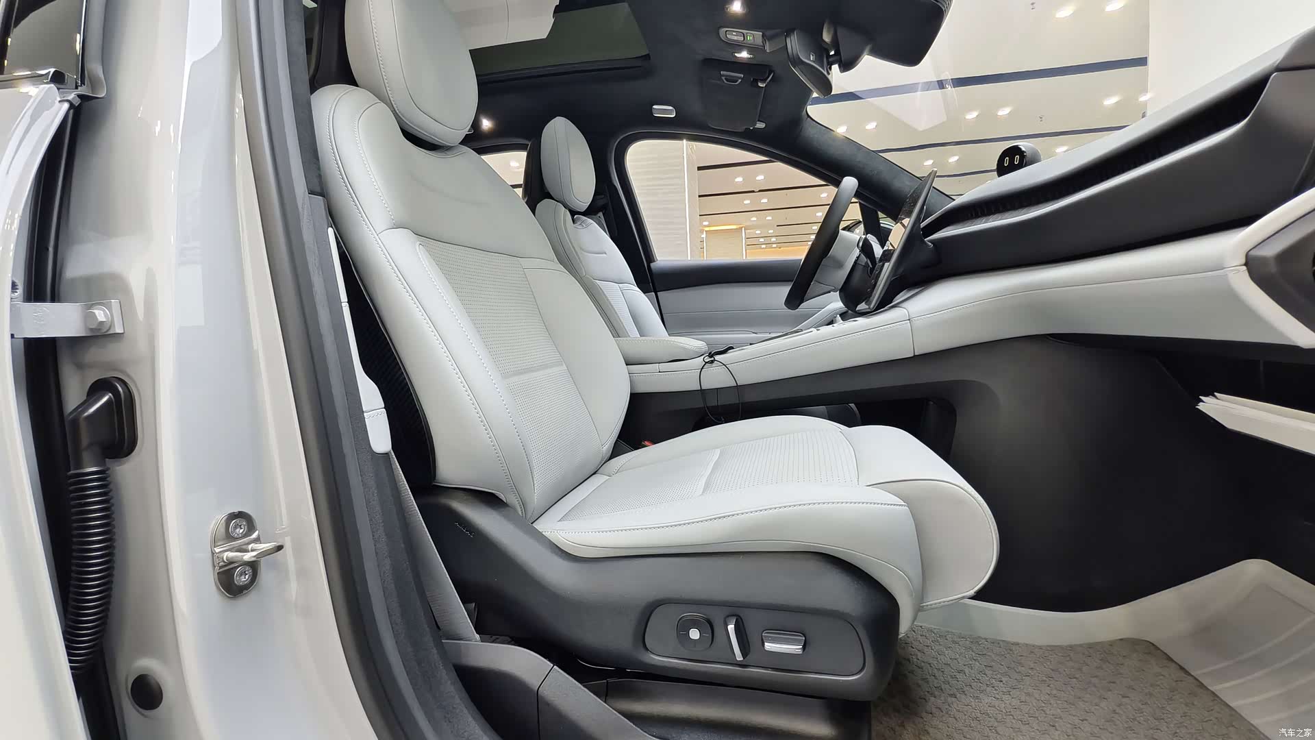 NIO ES6, 2024 8