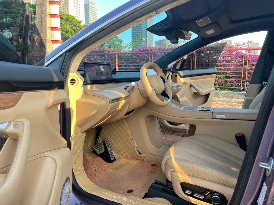 HarmonyOS Wisdom World R7