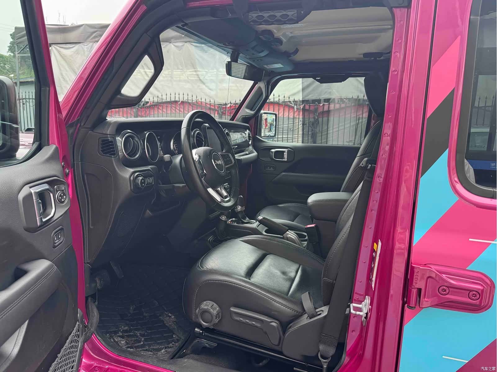 Jeep Wrangler, 2024 6