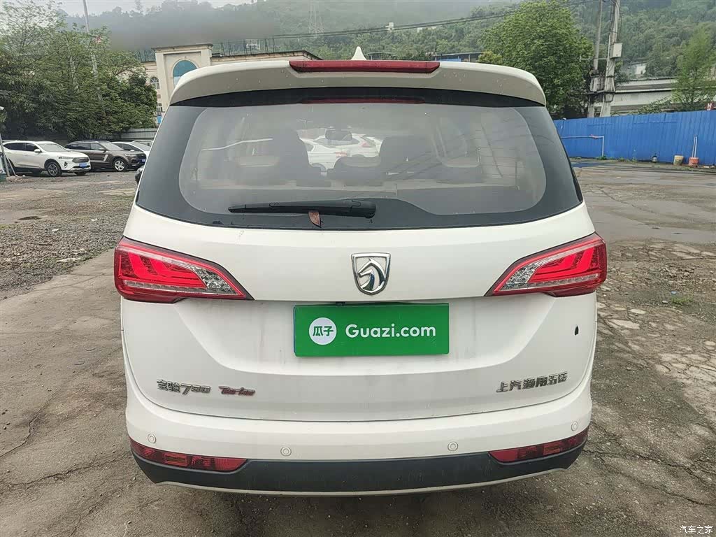 Wuling 730, 2018 4