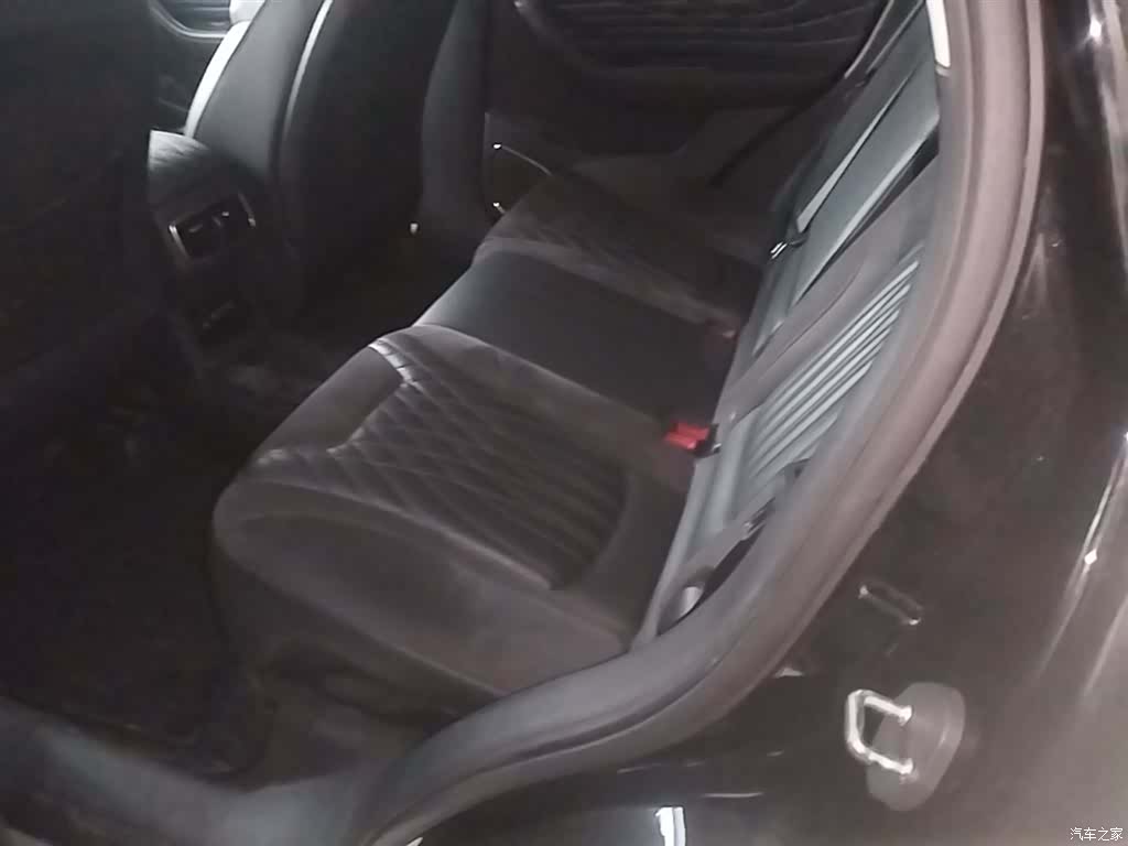 Hongqi HS5, 2023 17