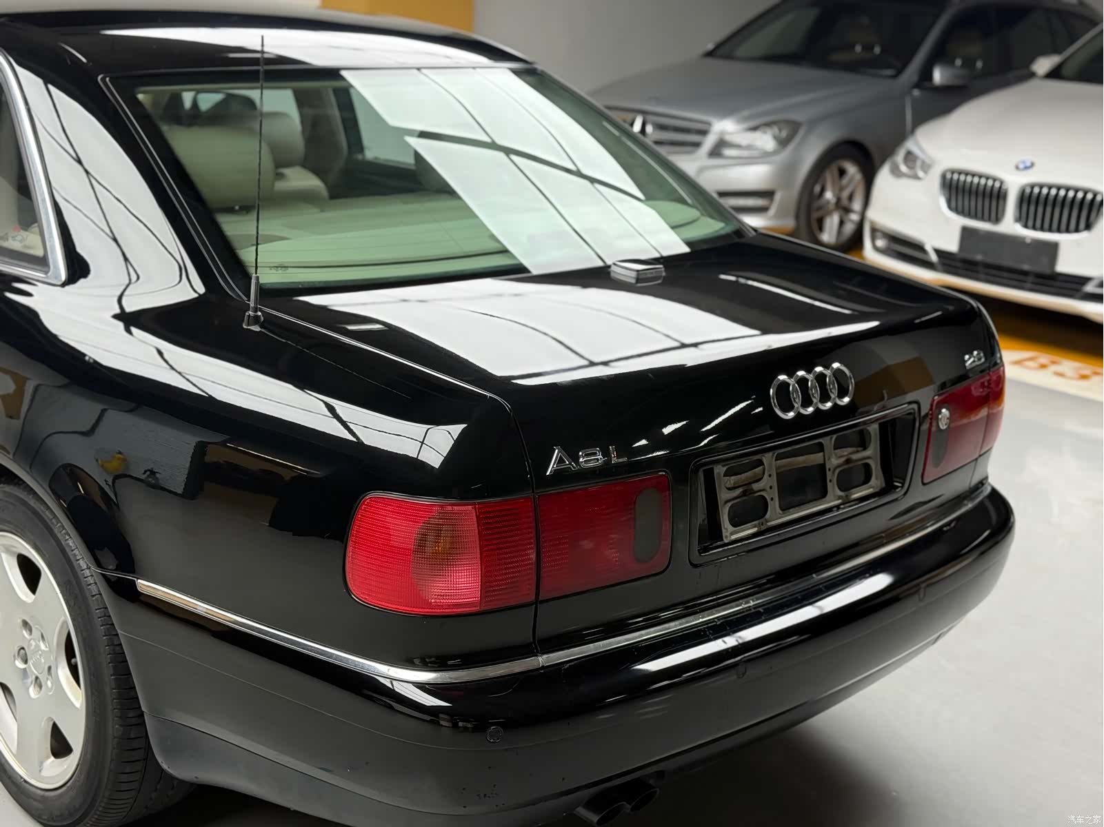 Audi A8, 2003 9