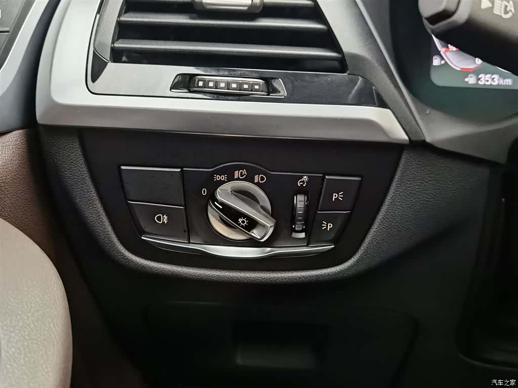 BMW X3, 2021 21