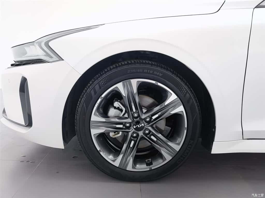 Kia K5, 2022 17