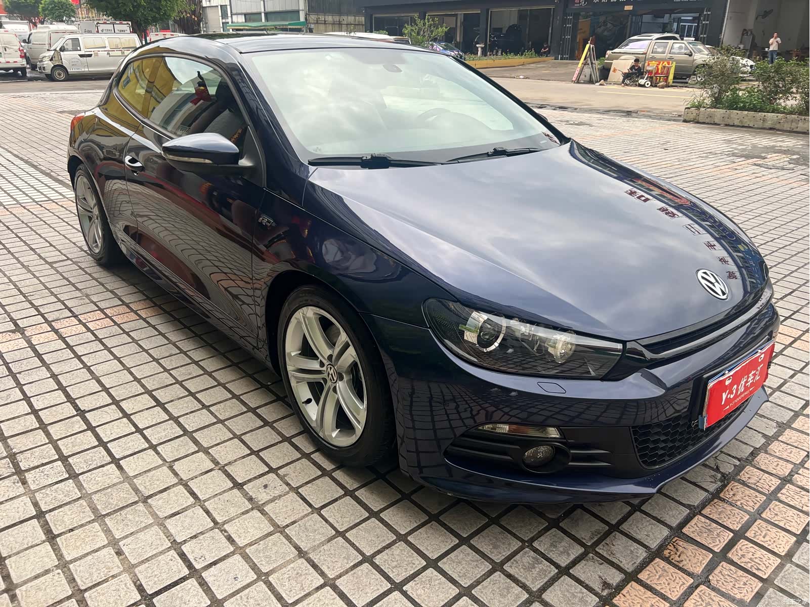 Volkswagen R-Line, 2014 3