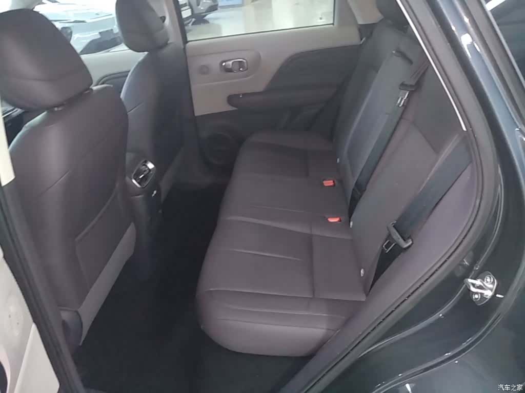 Leapmotor B10, 2025 17