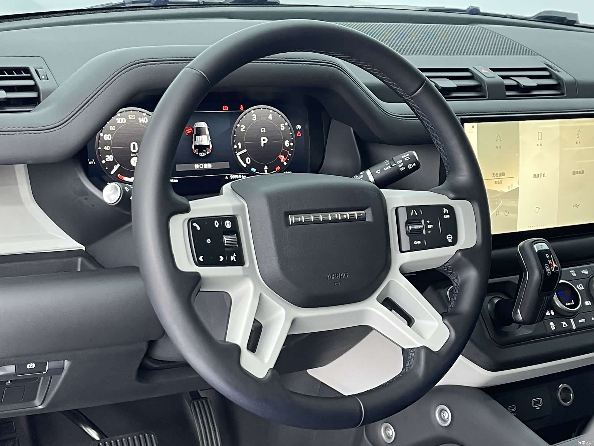 Land Rover Defender, 2024 4