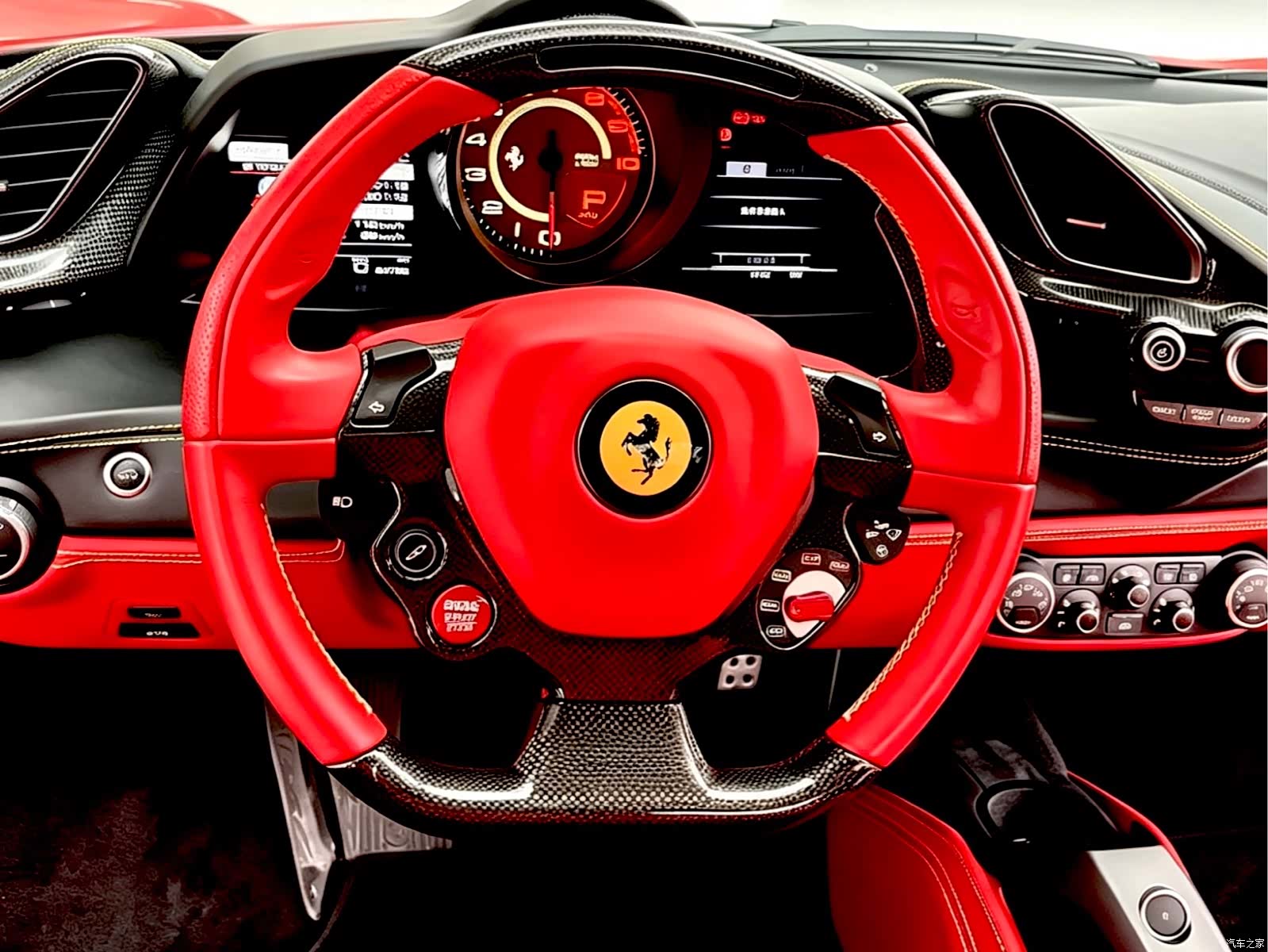 Ferrari 488, 2018 9