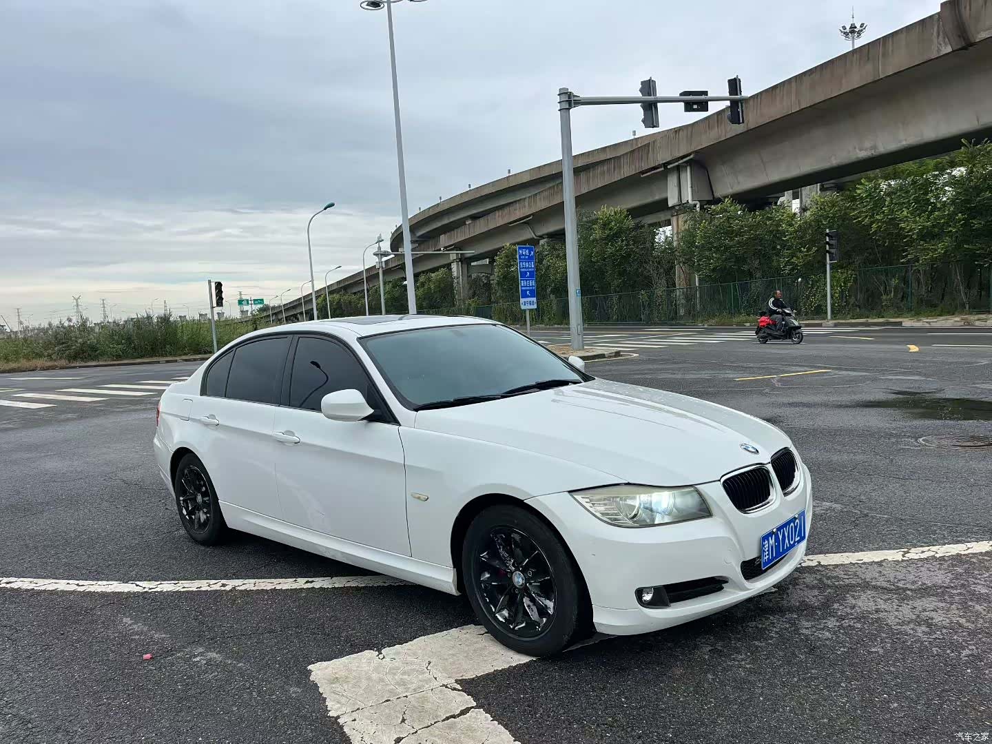 BMW 3 Series, 2011 3