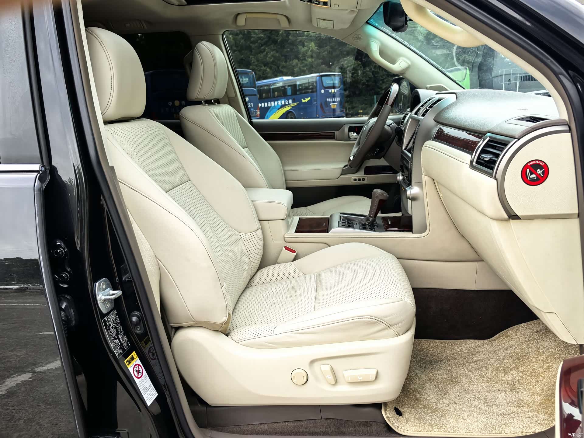 Lexus GX, 2012 15
