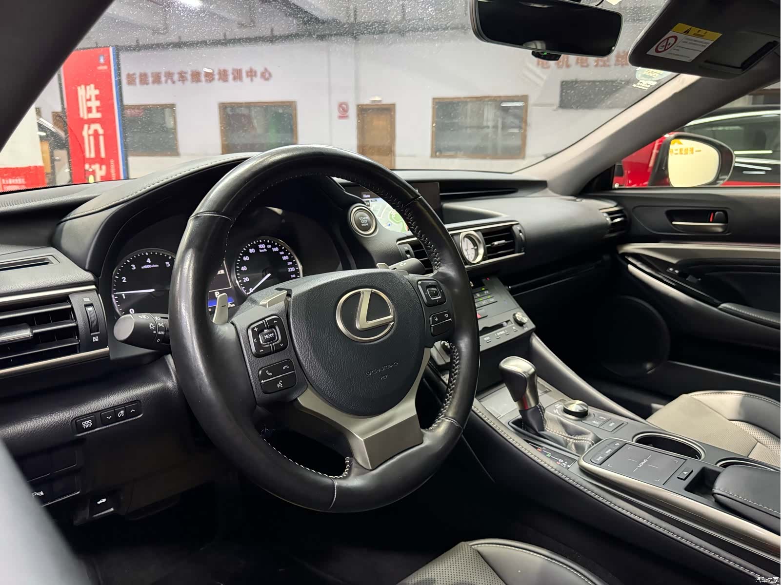 Lexus RC, 2018 14