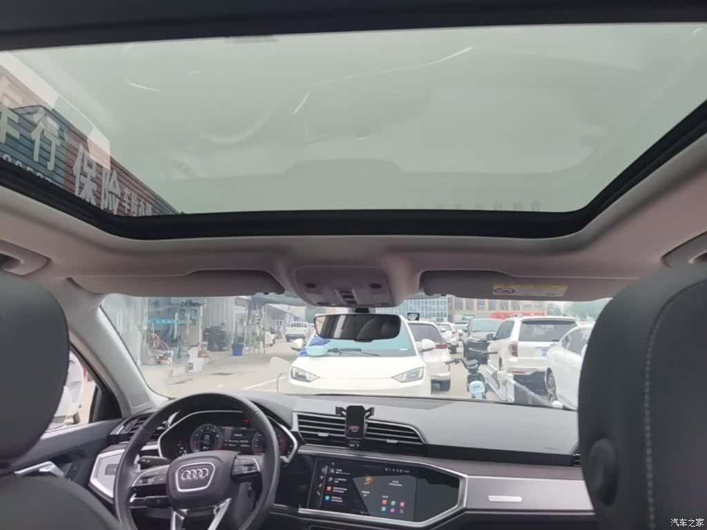 Audi Q3, 2023 18
