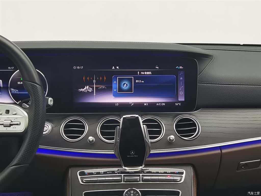 Mercedes-Benz E-Class, 2019 12