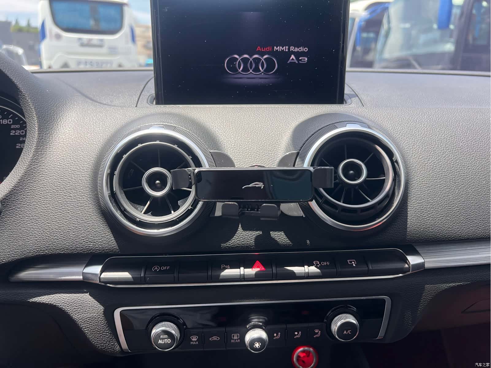 Audi A3, 2015 10
