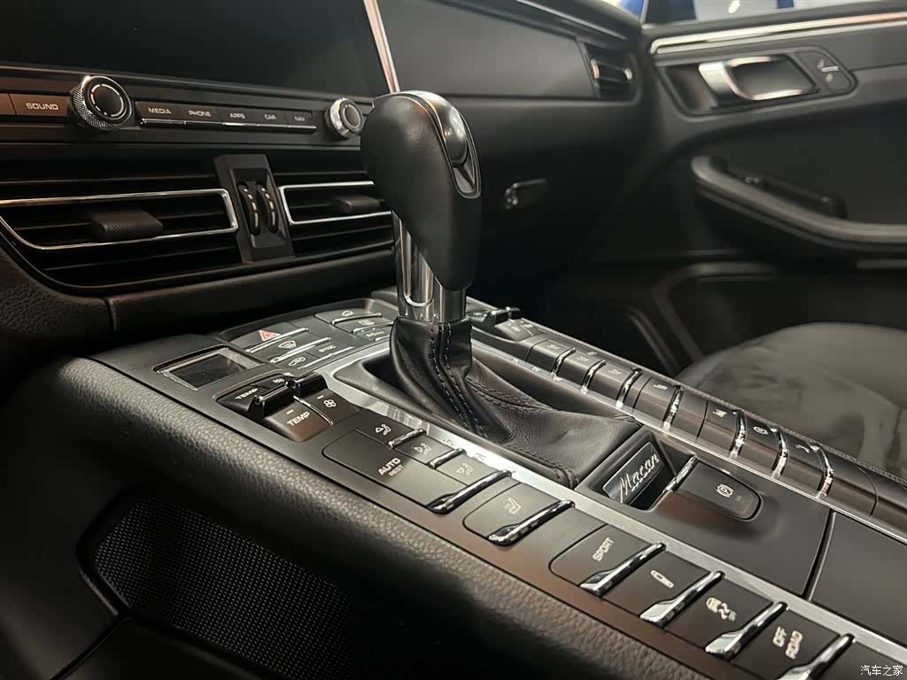 Porsche Macan, 2020 11