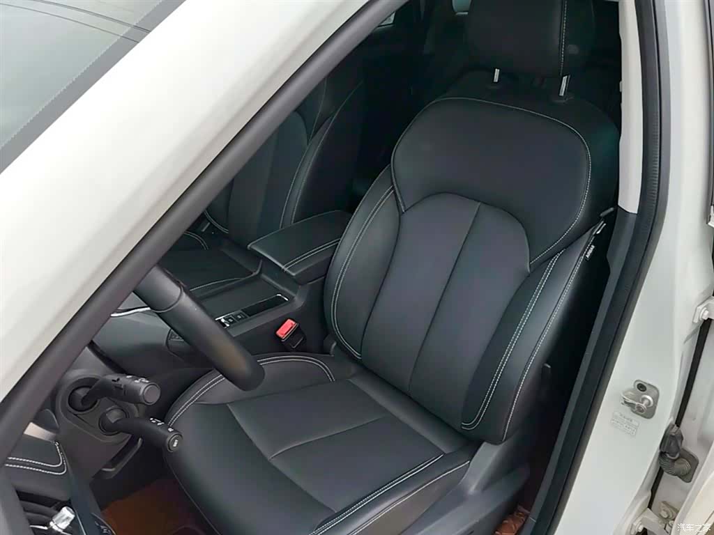 Roewe RX5, 2019 15
