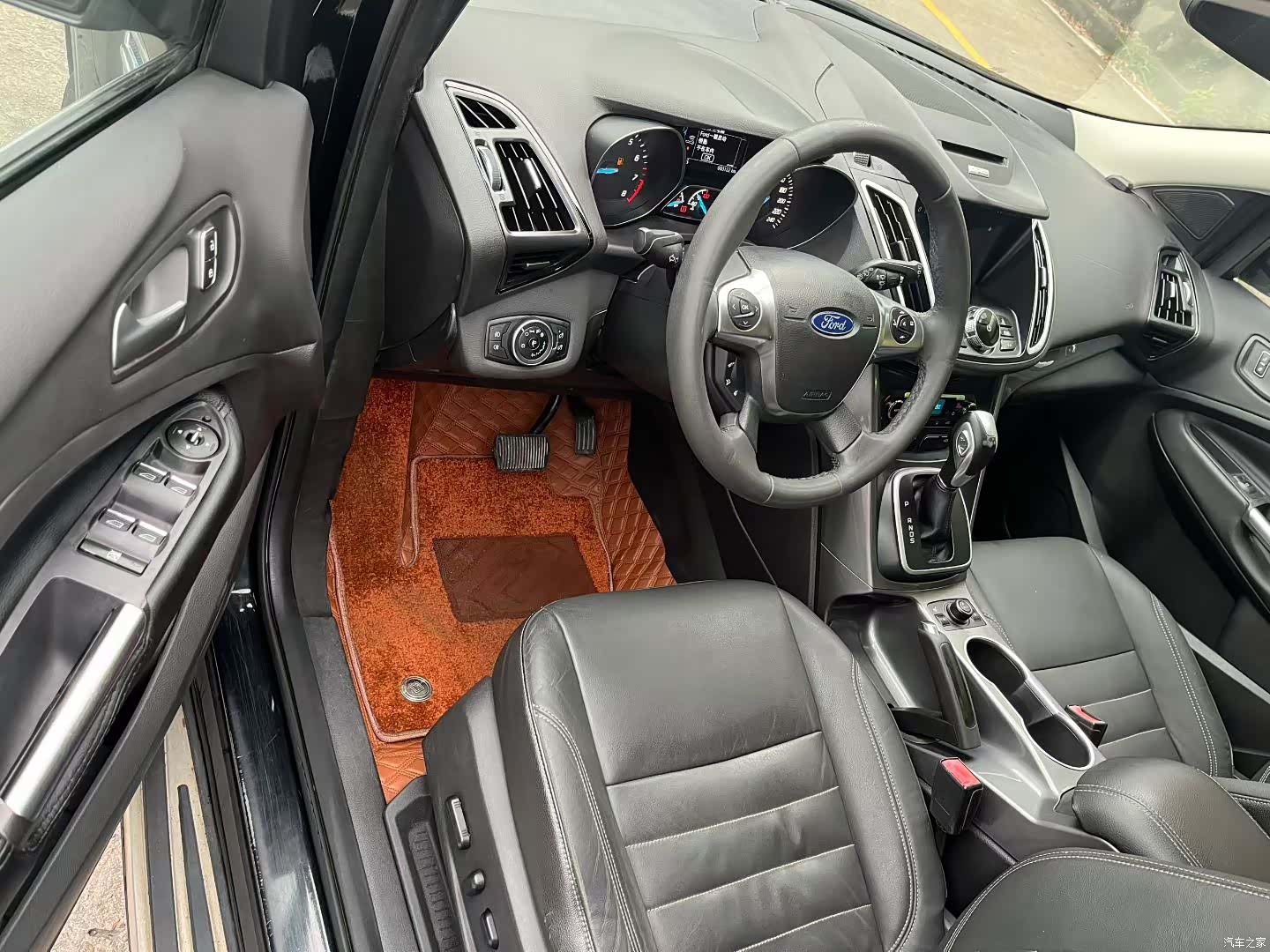 Ford Kuga, 2015 6