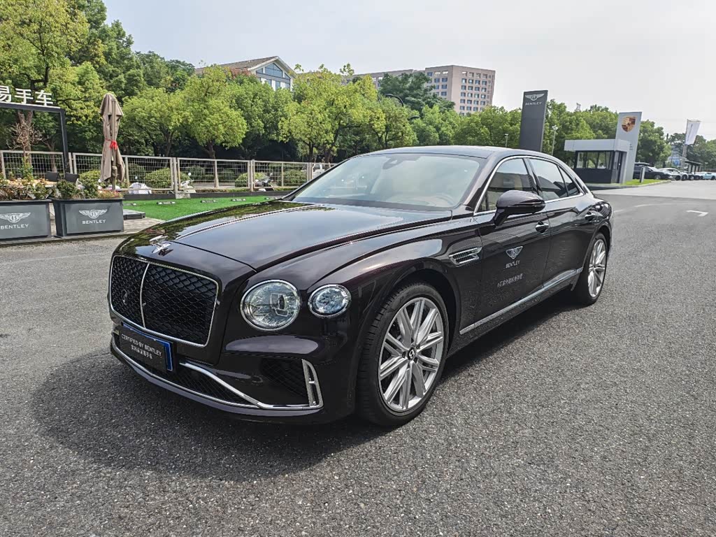 Bentley Flying Spur 2026 4.0T V8 Standard