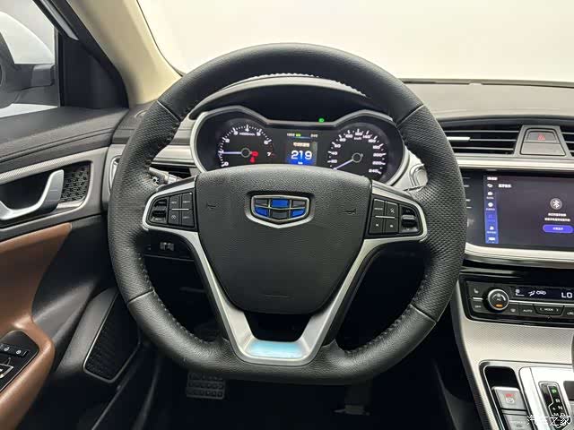 Geely Emgrand, 2018 6