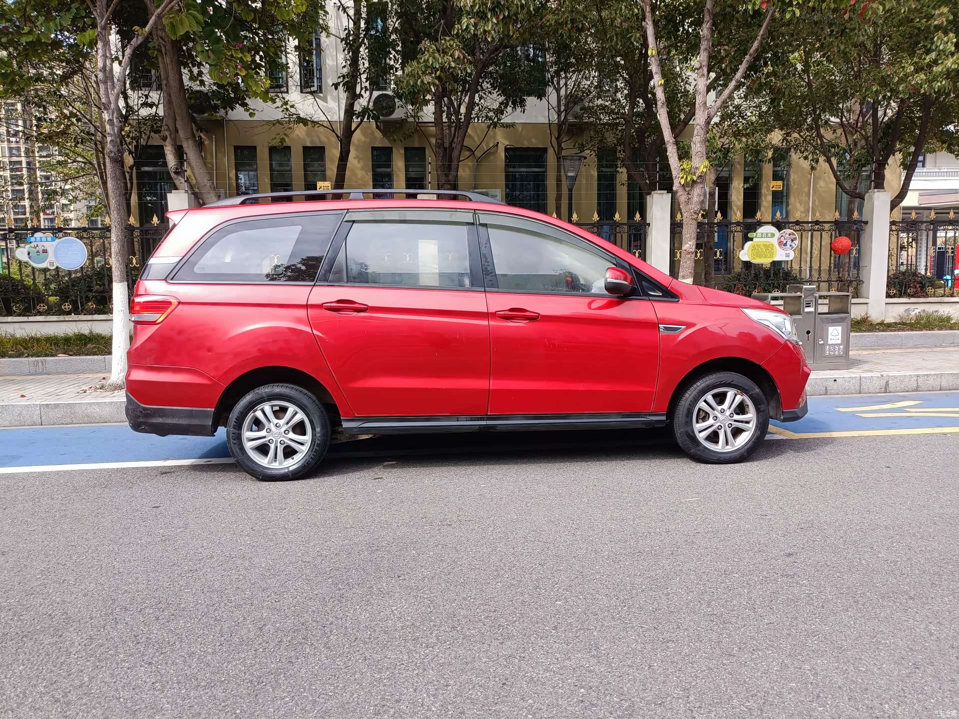 BAIC H3, 2015 8