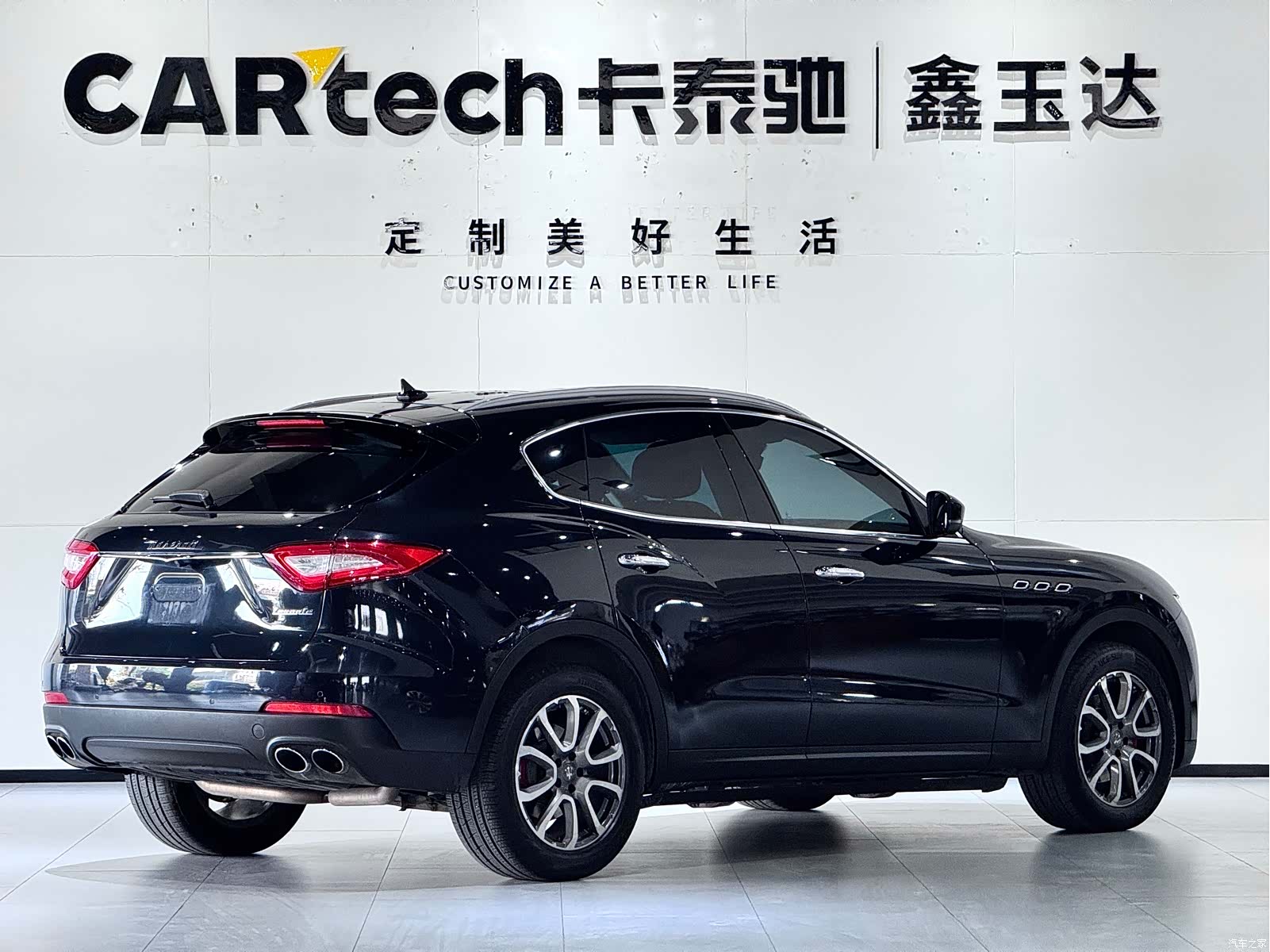 Maserati Levante, 2018 все фото