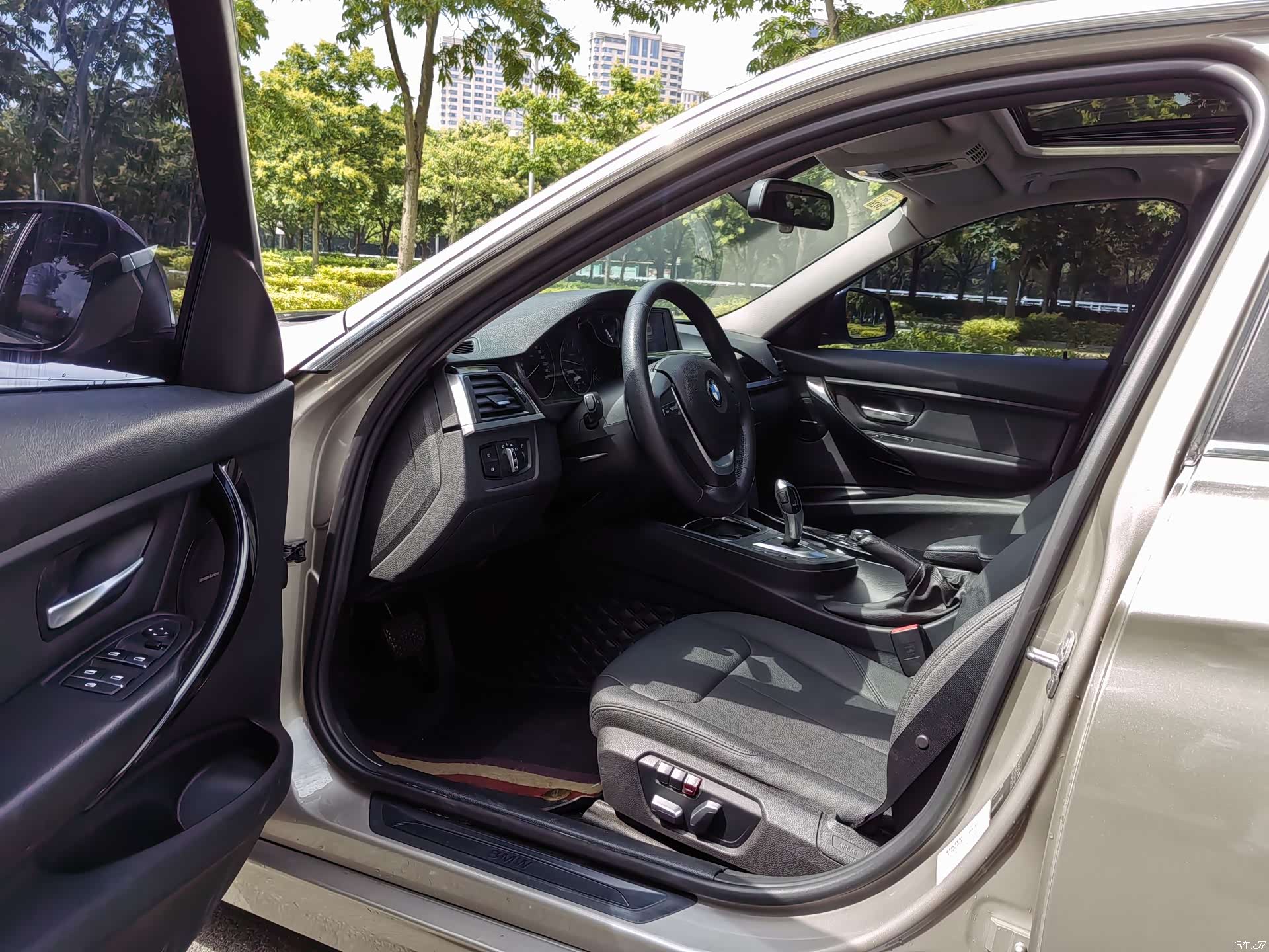 BMW 3 Series, 2016 13