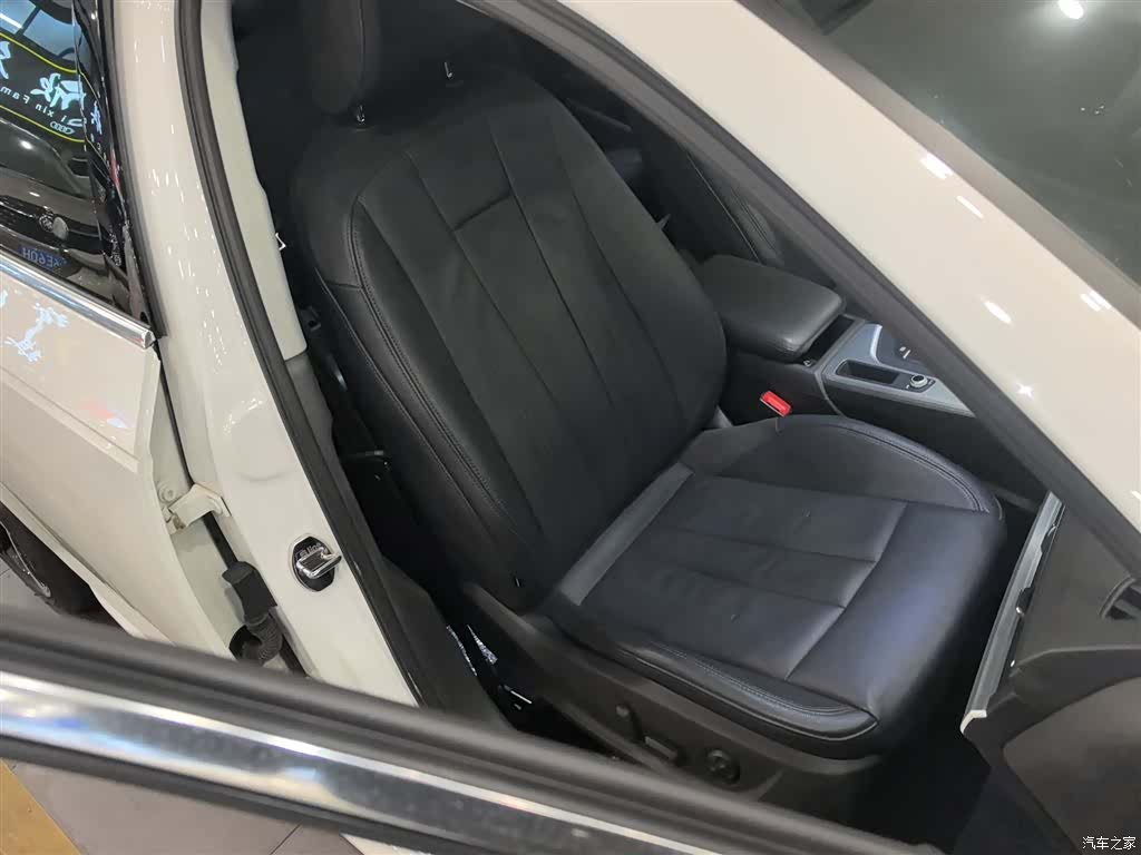 Audi A4L, 2018 4