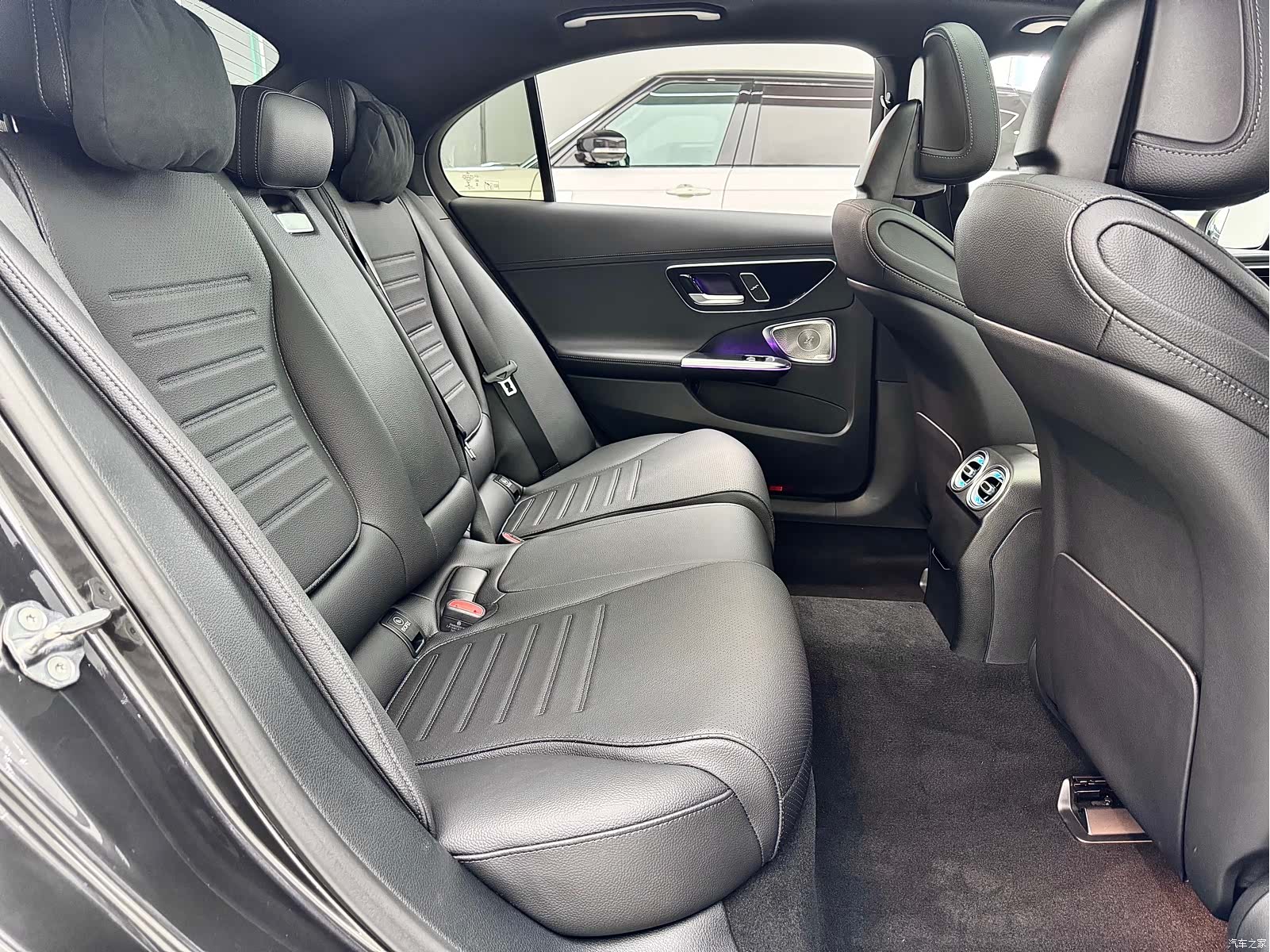 Mercedes-Benz C-Class, 2023 15