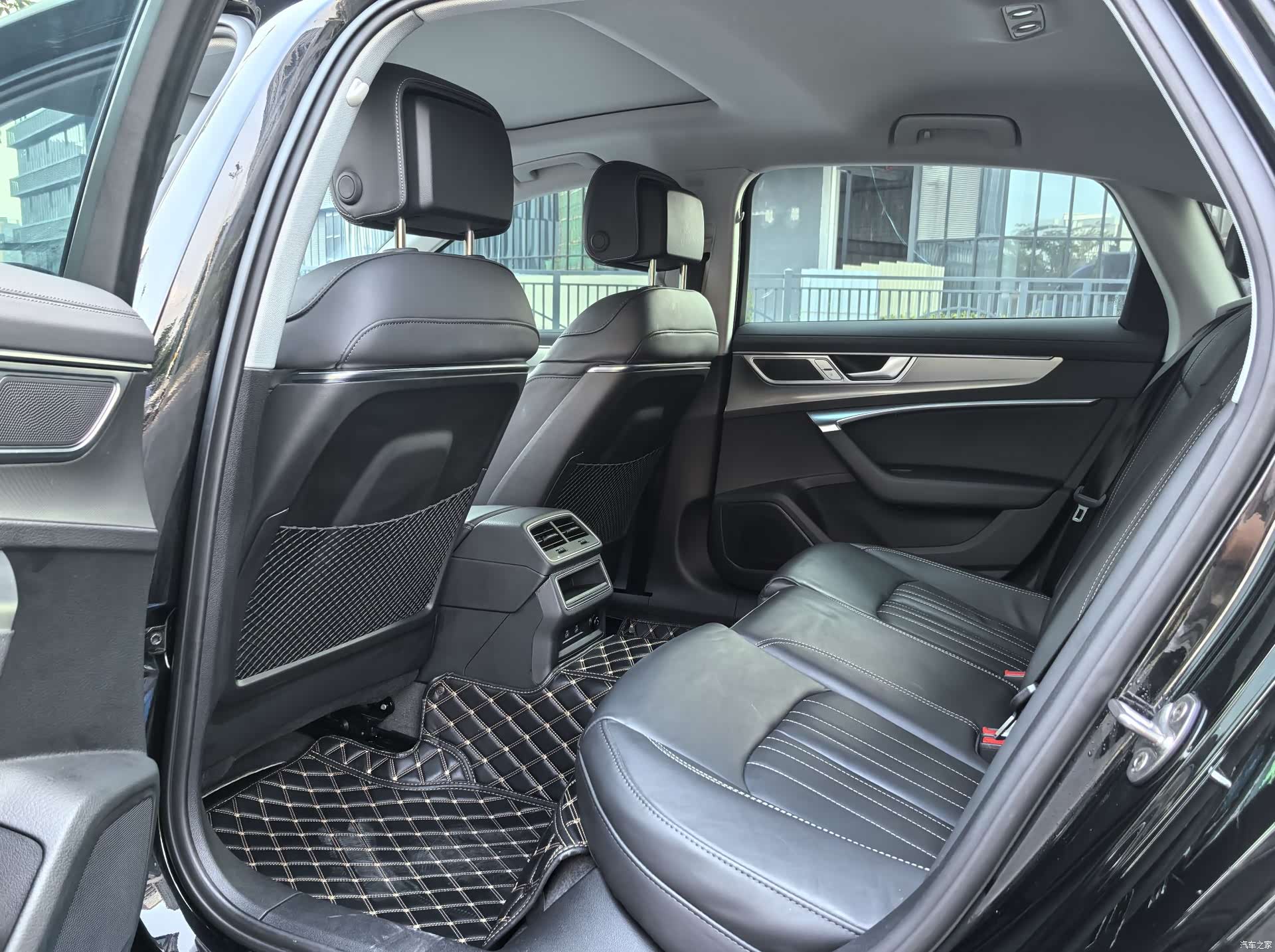 Audi A6L, 2022 6