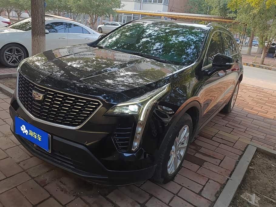 Cadillac XT4