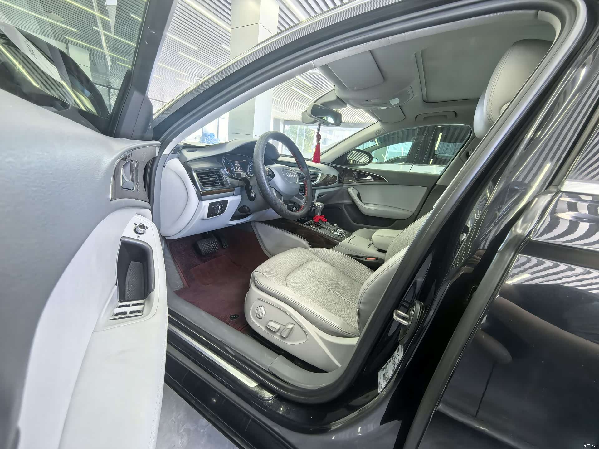 Audi A6L, 2013 4